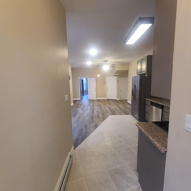 Building Photo - 99 Booraem Ave