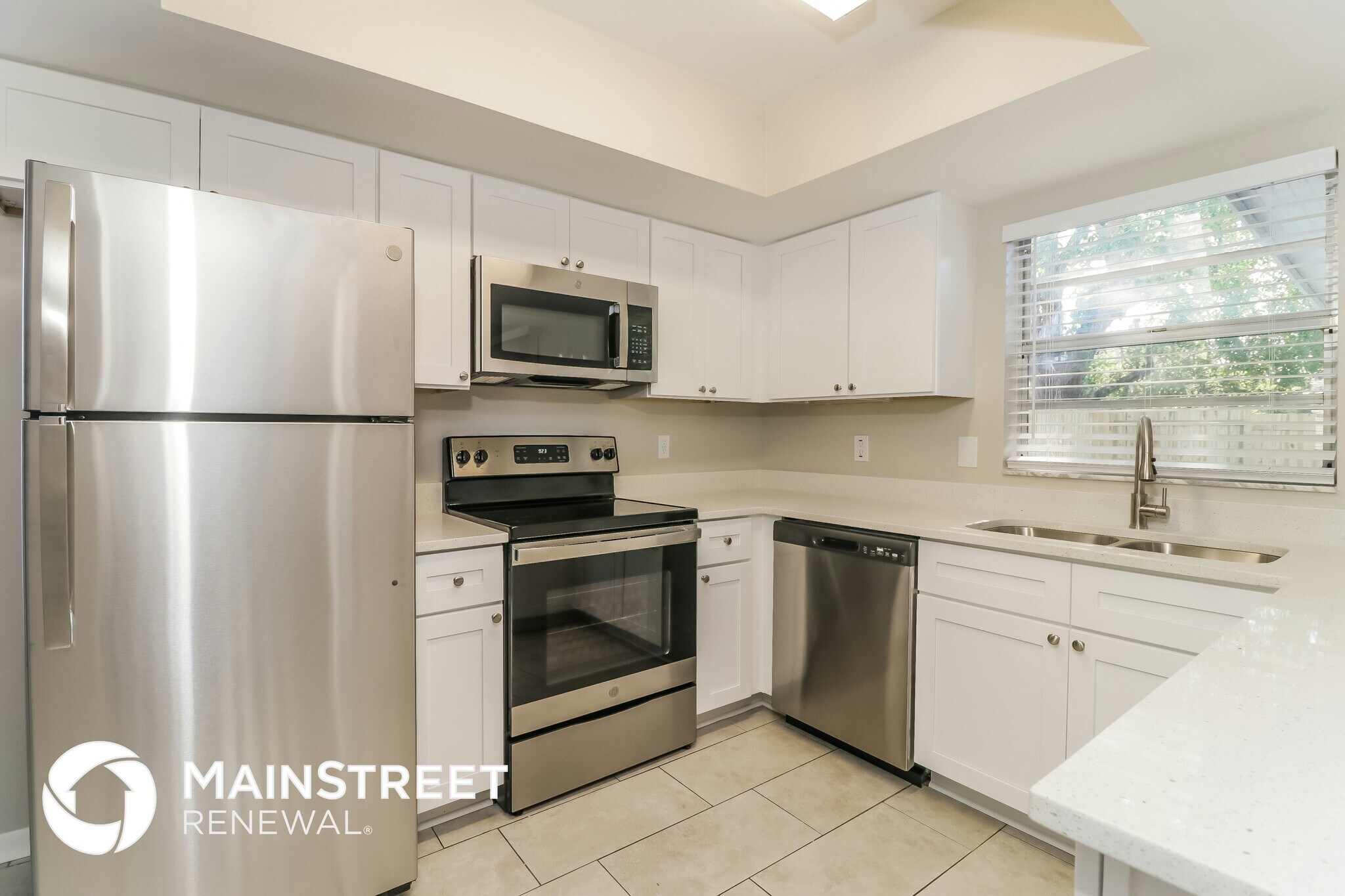 Building Photo - 9059 Dixiana Villa Cir