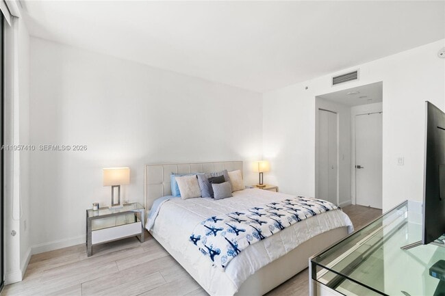 Building Photo - 55 SW 9th St