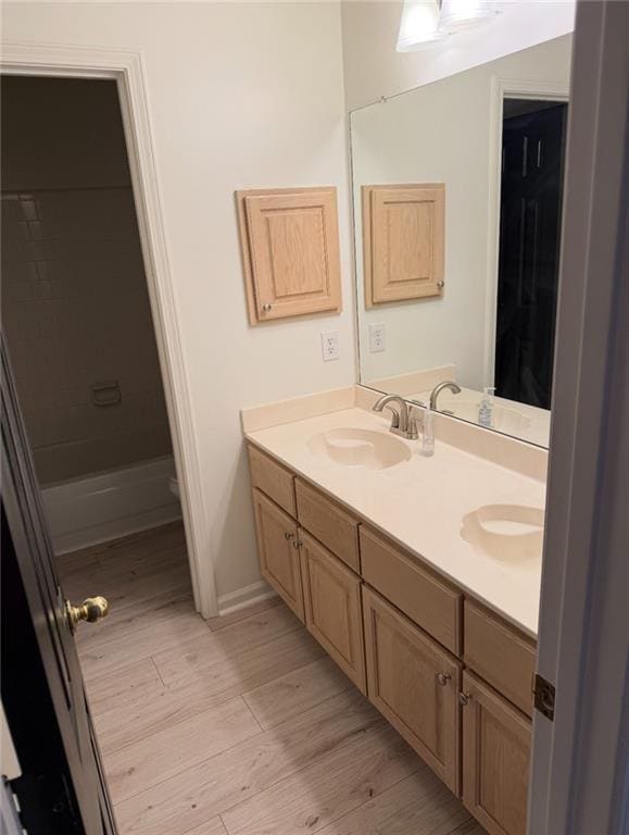 Building Photo - 5868 Valine Way