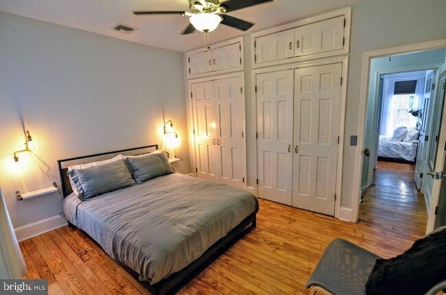 Building Photo - 1029 30th St NW