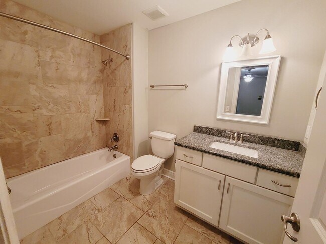 Building Photo - 2508 Goldenrod Wy