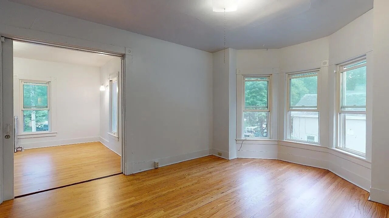 Building Photo - 21 Hyde St