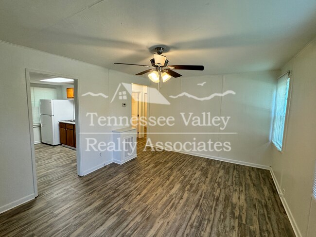 Building Photo - 720-722 W. Outer Dr.