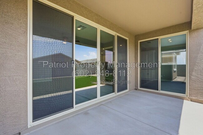 Building Photo - 5635 W Hayduk Rd