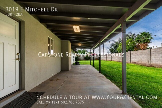 Building Photo - 3019 E Mitchell Dr