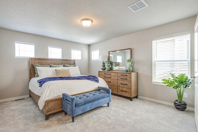 Building Photo - 8466 Blue Feather Lp