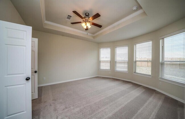 Building Photo - 27986 Clear Pines Dr.