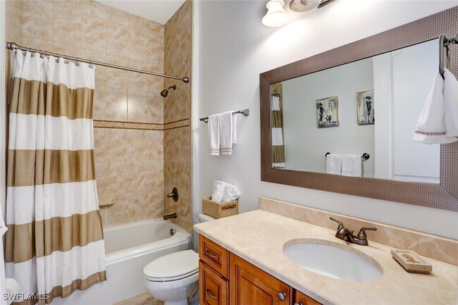 Building Photo - 1016 7th St S