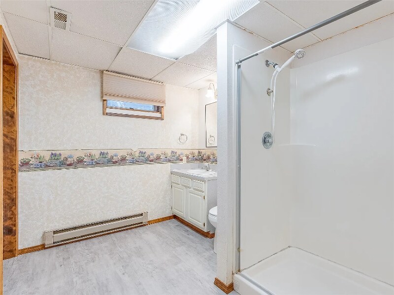 Building Photo - 125 Sherry Ln