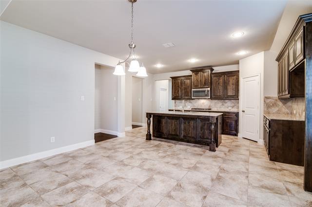 Building Photo - 575 Kara Dr