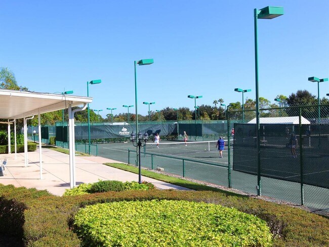 Building Photo - 799 Harrington Lake Dr N