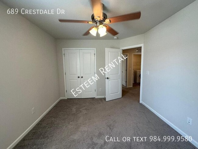 Building Photo - 689 Crestdale Dr