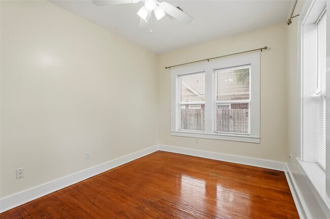 Building Photo - 4616 Clay St