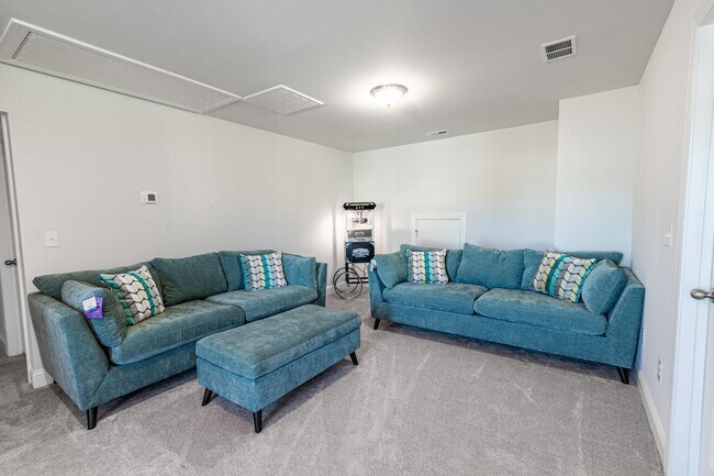 Building Photo - 2785 Stellar Loop