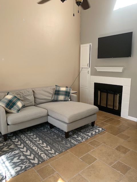 Living Room - 2600 Brookside Dr