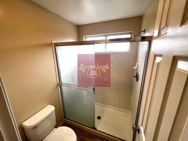 Building Photo - Home in Southwest Reno, 4 bedrooms - KAY D...
