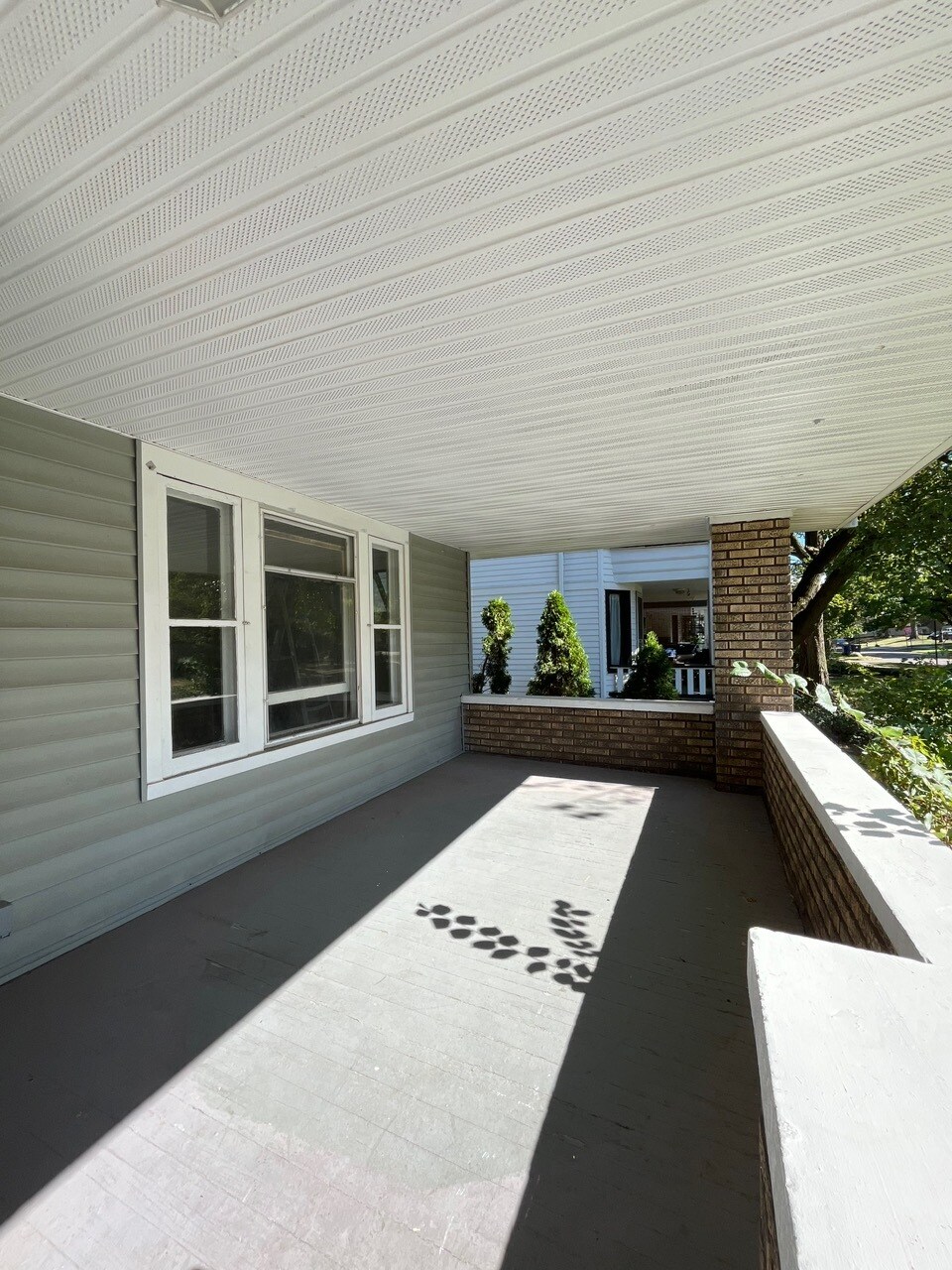 Building Photo - 2683 Hampshire Rd