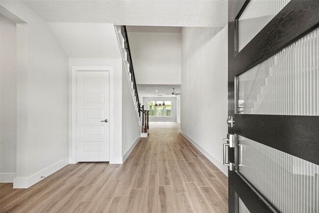 Building Photo - 1707 McCrae Hill Ct