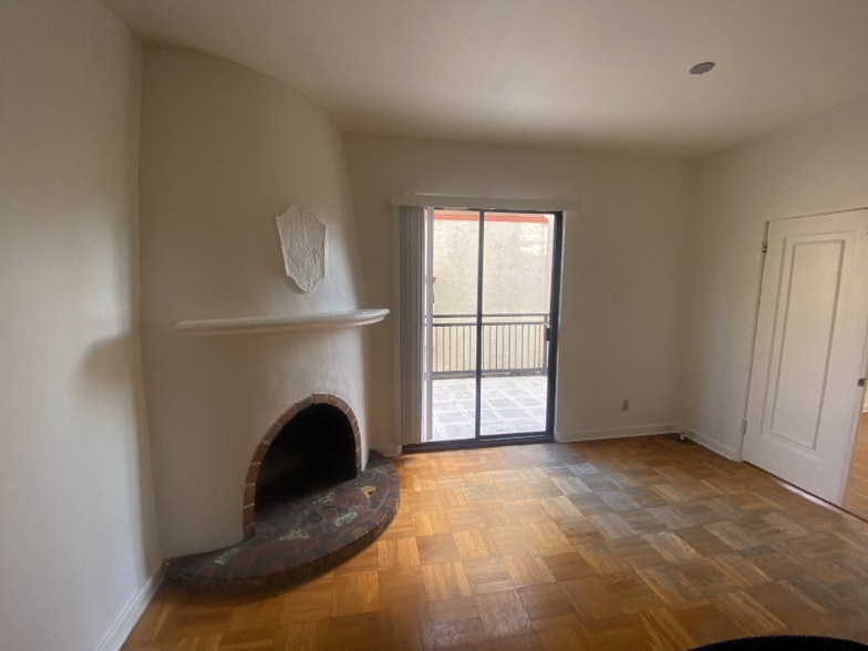 Building Photo - 1701 Le Roy Ave