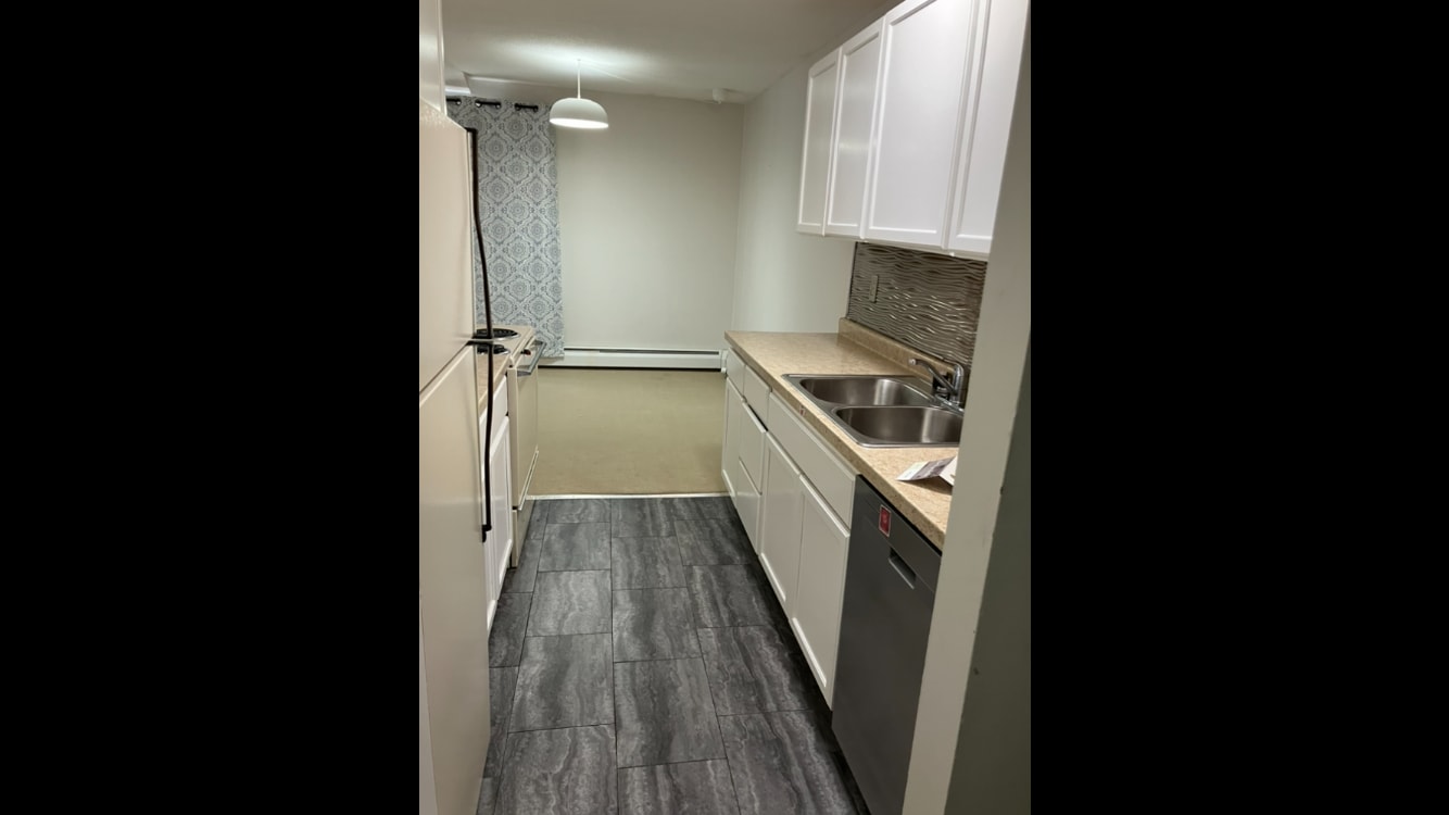 Building Photo - 950 Westbrooke Way