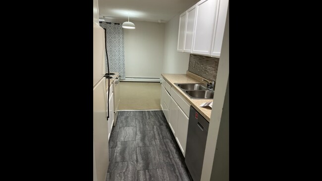 Building Photo - 950 Westbrooke Way