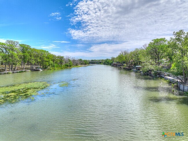 Building Photo - 1015 Reiley Rd