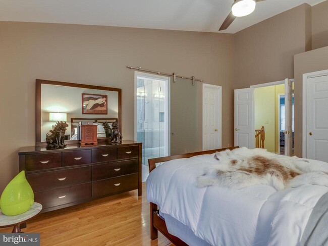 Building Photo - 11300 Fairwind Way
