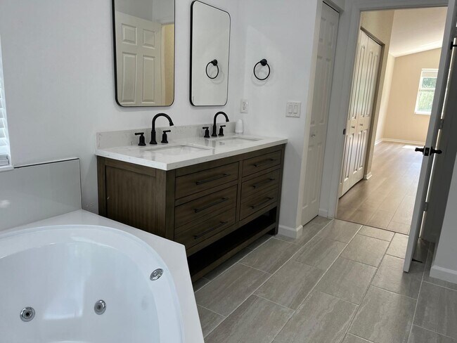 Building Photo - 7299 Panache Way