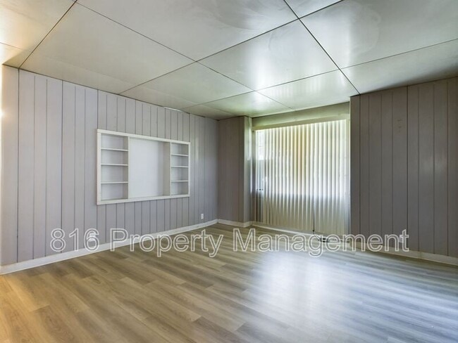Building Photo - 2813 E Meyer Blvd