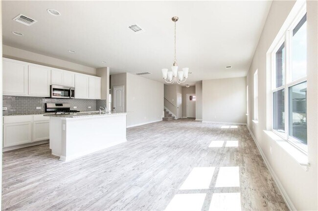 Building Photo - 1523 Autumn Sage Way