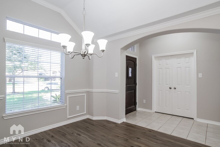 Building Photo - 22902 Creekside Gate Ct
