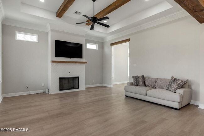 Building Photo - 109 Easy Rock Landing Dr