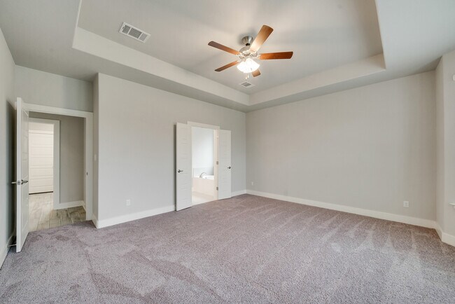 Building Photo - 8325 Paola St