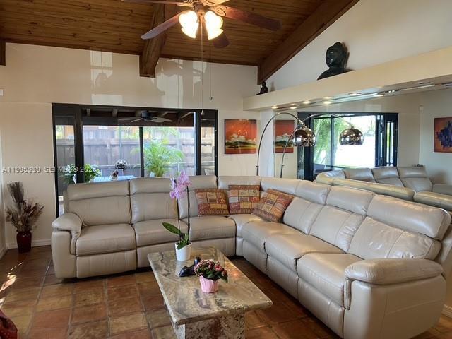 Building Photo - 10361 Juniper Ct