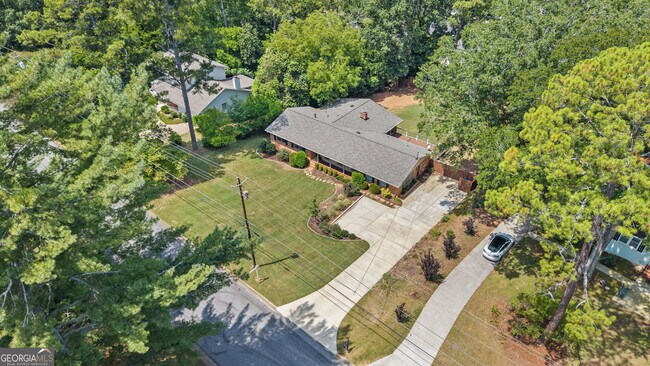 Building Photo - 206 Fortson Dr
