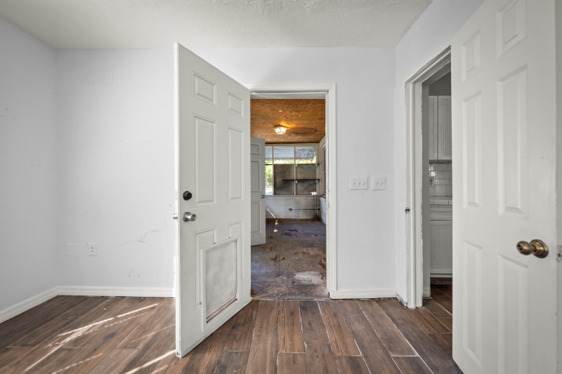 Building Photo - 1602 Wambolt St