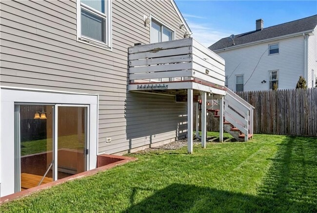 Building Photo - 66 Silver Lake Ave