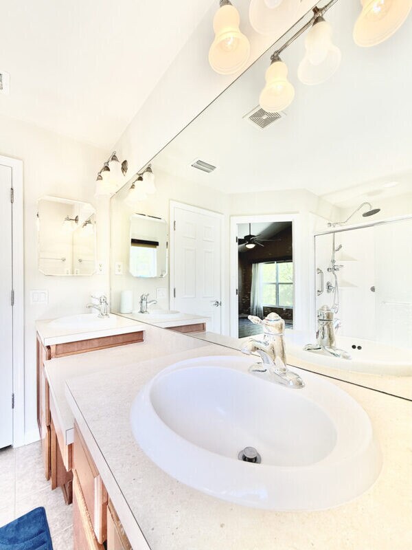 Building Photo - 10130 Westpark Preserve Blvd