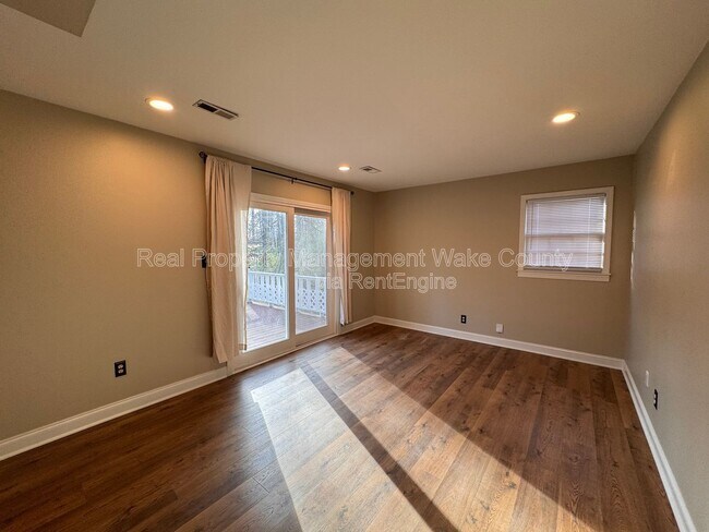 Building Photo - 7001 Norton Ln