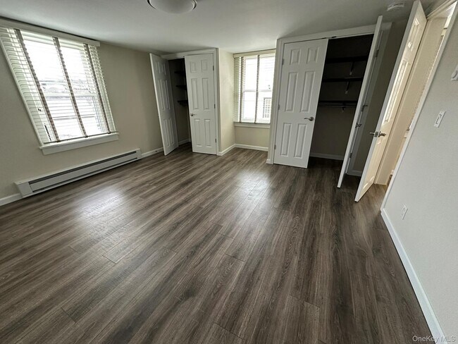 Building Photo - 973 NY-22