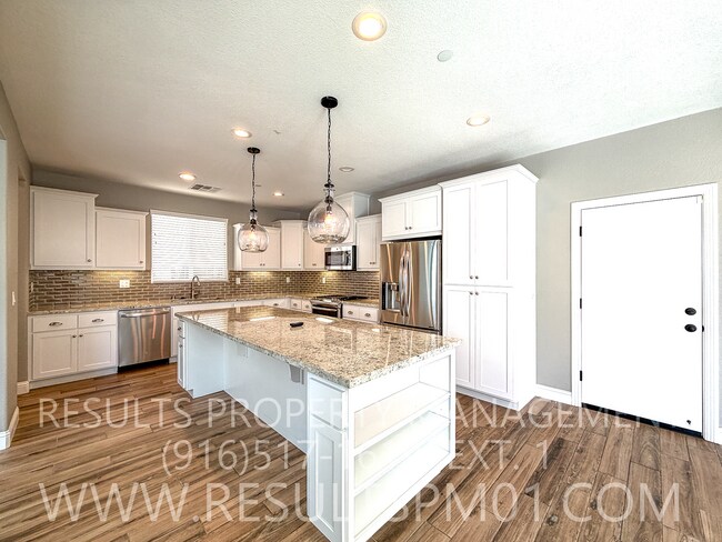 Building Photo - 1280 Goldenrod Way