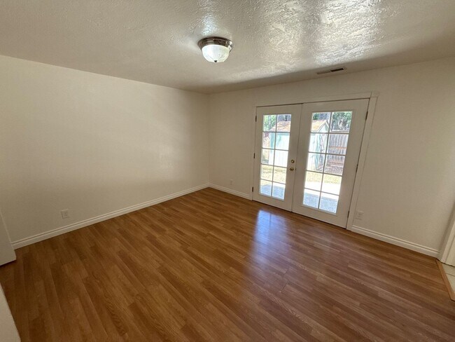 Building Photo - 5162 Lone Oak Rd SE