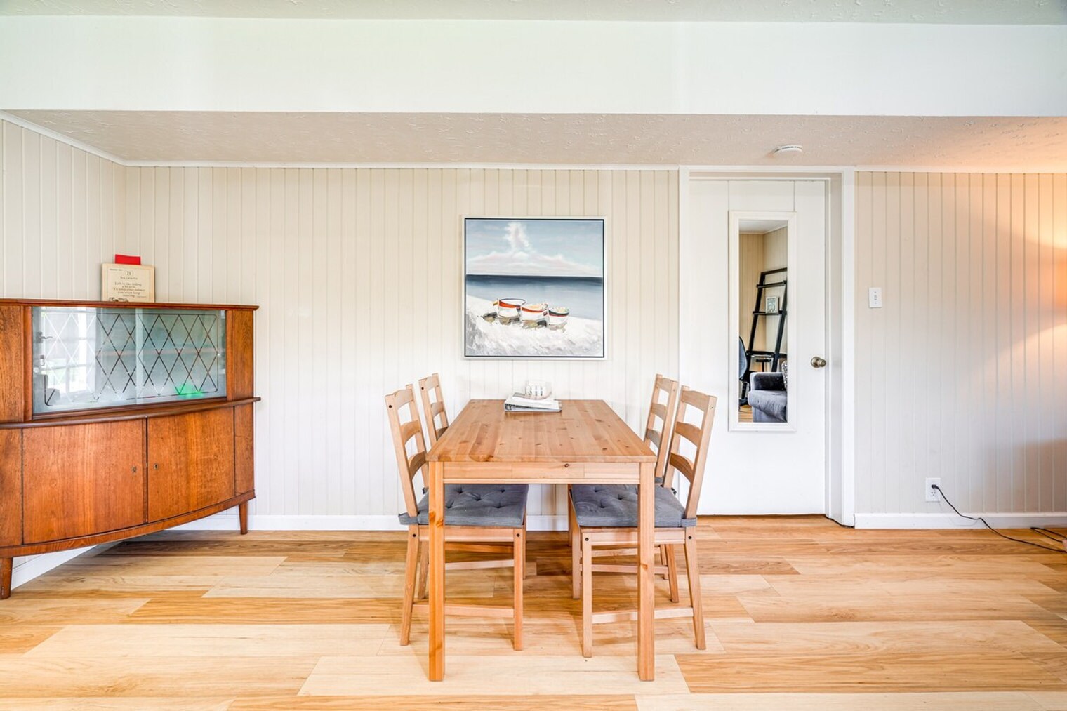 Building Photo - 705 Alsace Lorraine Ave