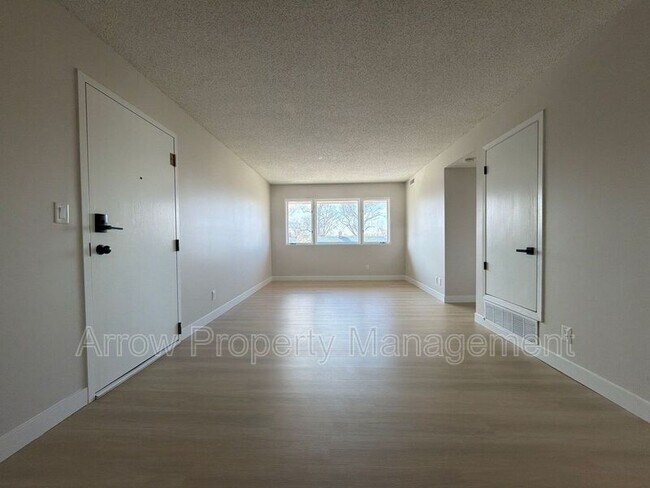 Building Photo - 2323 T St