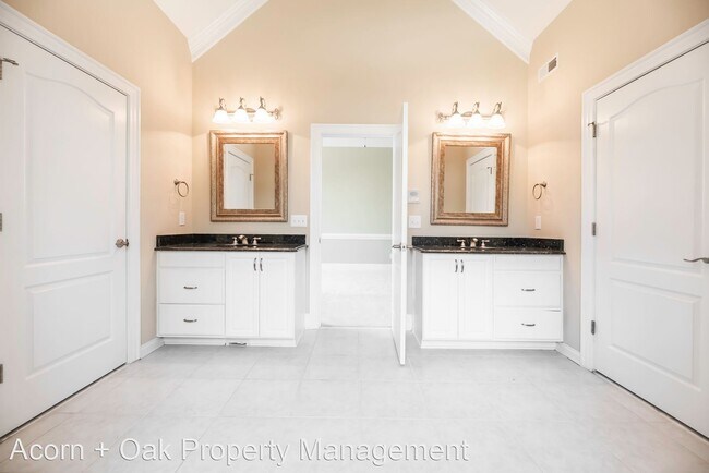 Building Photo - 5 br, 4.5 bath House - 51 Alecia Court