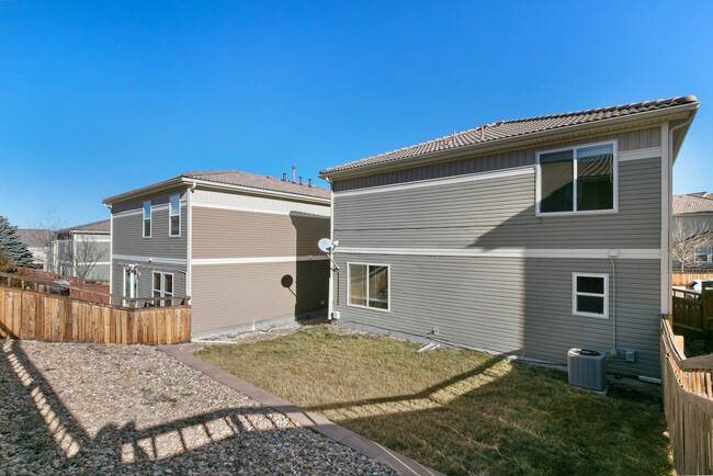 Building Photo - Beautiful Home in The Meadows!