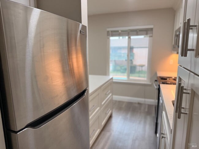 Building Photo - 4888 Clayton Rd