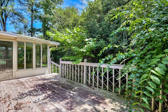 Building Photo - 4628 Peavine Ct