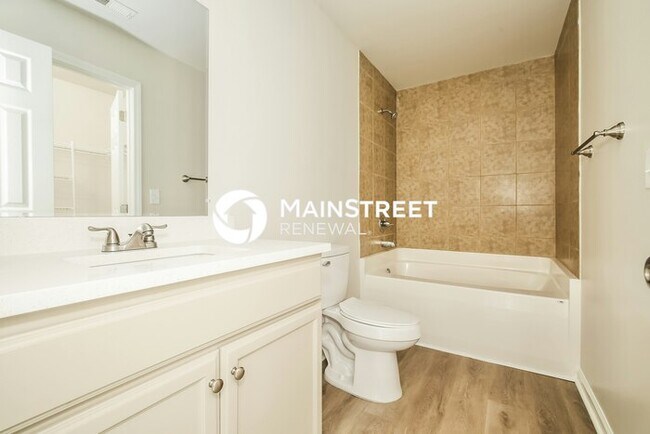 Building Photo - 3 Bedroom Pet-Friendly Home in GREENSBORO,...